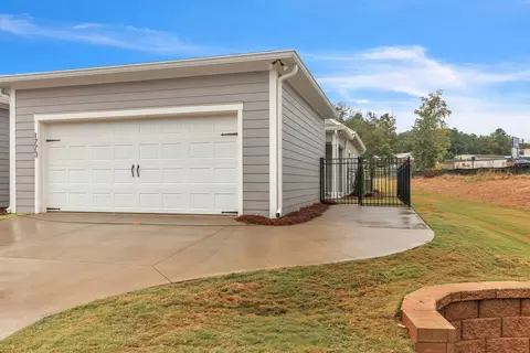 Exterior - 173 9, Auburn, AL 36830 photo 7 of 23