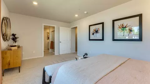 Bedroom - 3341 Eden Way, Eugene, OR 97404 photo 6 of 14