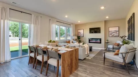 Dining - 3341 Eden Way, Eugene, OR 97404 photo 1 of 4