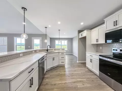 Kitchen - 00 Betteker Ln, Saint Thomas, PA 17252 photo 8 of 15