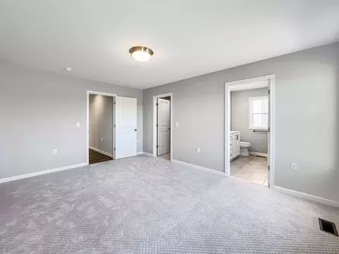 Bedroom - 00 Betteker Ln, Saint Thomas, PA 17252 photo 2 of 12