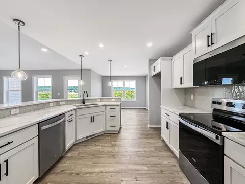 Kitchen - 00 Betteker Ln, Saint Thomas, PA 17252 photo 3 of 15
