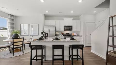 1939 Aztec Ave, Shakopee, MN 55379