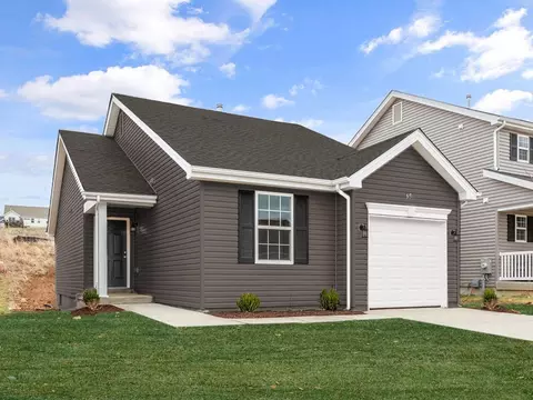 Exterior - 381 Olympic Dr, Pacific, MO 63069 photo 12 of 13