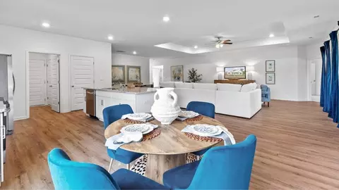 Dining - High Ridge Drive, Alabaster, AL 35124 photo 6 of 8