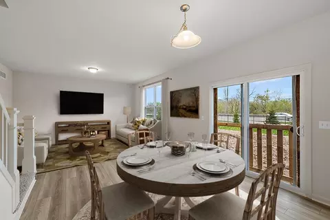 Dining - 16290 Rogan Dr, Linden, MI 48451 photo 4 of 5