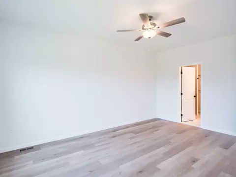 Bedroom - Hershey Lane, Lancaster, PA 17601 photo 11 of 26