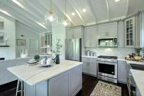 Kitchen - Hershey Lane, Lancaster, PA 17601 photo 41 of 49