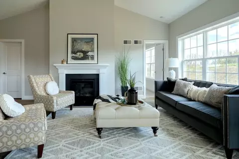 Living - Hershey Lane, Lancaster, PA 17601 photo 36 of 43