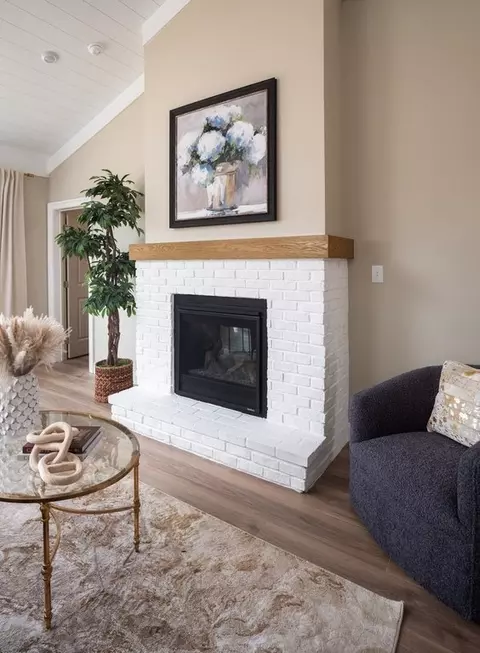 Living - Hershey Lane, Lancaster, PA 17601 photo 41 of 43