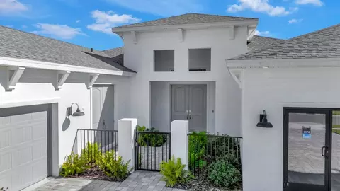 Exterior - 8308 Golden Beach Ct, Parrish, FL 34219 photo 2 of 18