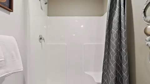 Bath - 5225 E Frederick Ave, Spokane, WA 99217 photo 4 of 5