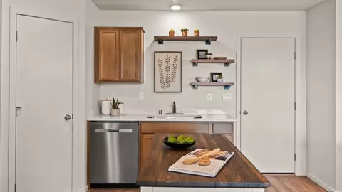 Kitchen - 5225 E Frederick Ave, Spokane, WA 99217 photo 2 of 7