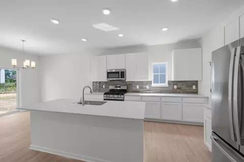 Kitchen - 10413 Texas St, Crown Point, IN 46307 photo 2 of 3