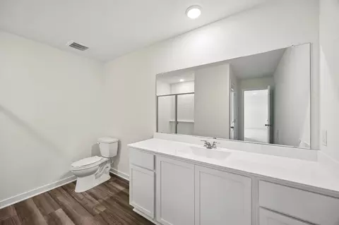 Bath - 1206 Herring Dr, Forney, TX 75126 photo 2 of 3