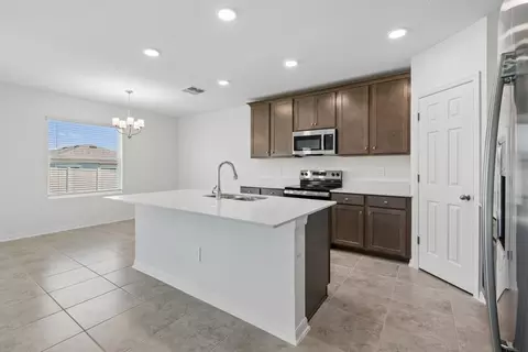 2920 Quinault Pl, Wimauma, FL 33598