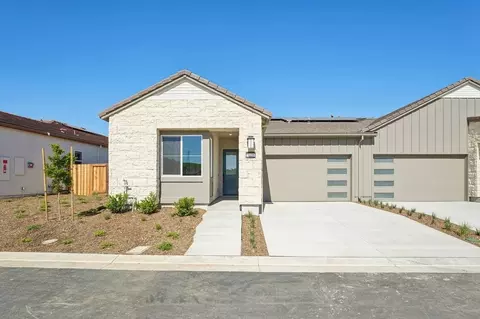 1135 Riverbend Dr, Brentwood, CA 94513 photo 3