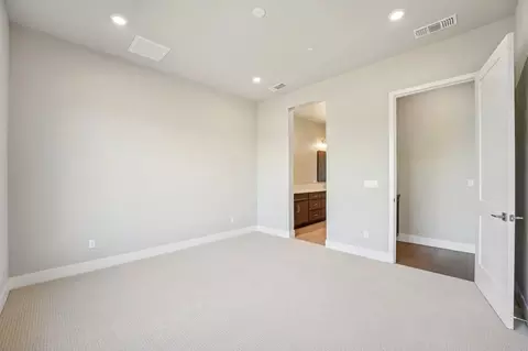 1135 Riverbend Dr, Brentwood, CA 94513 photo 15