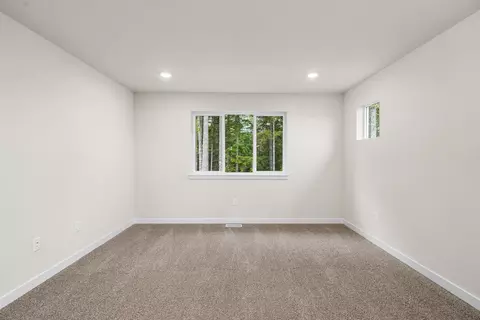Bedroom - 44807 244th Ave SE, Enumclaw, WA 98022 photo 4 of 6