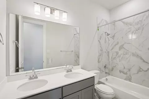 Bath - 16317 Sheridan River Trl, Conroe, TX 77302 photo 4 of 9
