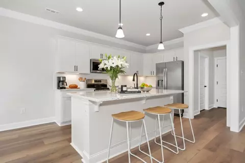Kitchen - Quints Drive, Athens, AL 35613 photo 1 of 1