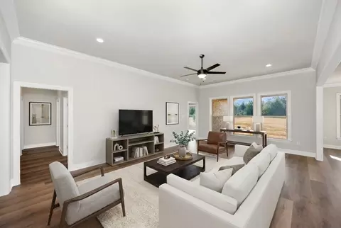 Living - Quints Drive, Athens, AL 35613 photo 1 of 1