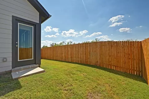 270 Bendecido Loop, Elgin, TX 78621 photo 24