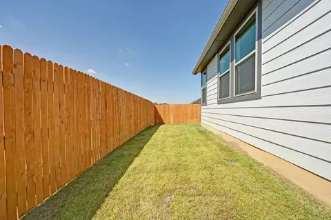 270 Bendecido Loop, Elgin, TX 78621 photo 26
