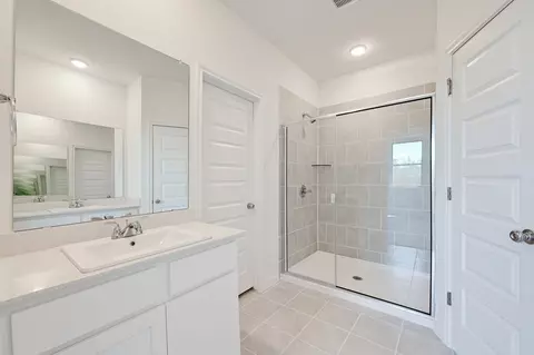 270 Bendecido Loop, Elgin, TX 78621 photo 17