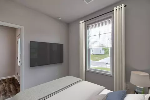 Bedroom - 1590 Us-521, Sumter, SC 29153 photo 5 of 15