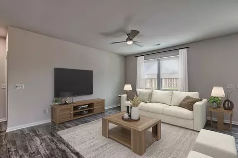 Living - 1590 Us-521, Sumter, SC 29153 photo 2 of 3