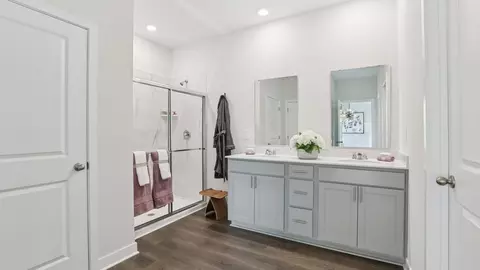 Bath - 8041 Wesleyan Dr, Avon, IN 46123 photo 1 of 4