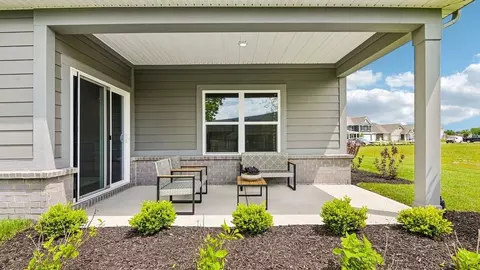 Exterior - 8041 Wesleyan Dr, Avon, IN 46123 photo 5 of 6