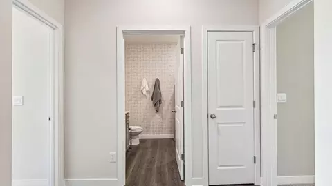 Entry Way - 8041 Wesleyan Dr, Avon, IN 46123 photo 6 of 8