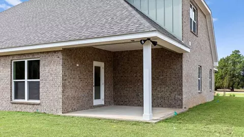 Exterior - 5766 Windham Rd, Milton, FL 32571 photo 8 of 9
