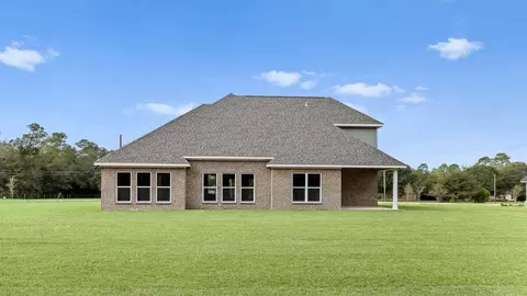 Exterior - 5766 Windham Rd, Milton, FL 32571 photo 7 of 9