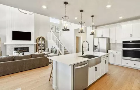 Kitchen - 4850 N Topaz Dr, Eagle Mountain, UT 84005 photo 5 of 7