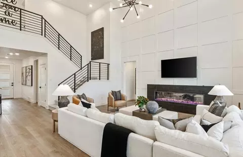 Living - 4850 N Topaz Dr, Eagle Mountain, UT 84005 photo 4 of 4