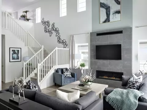 Living - 24512 E 34th Ave, Aurora, CO 80019 photo 2 of 3
