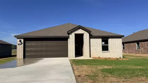 506 S Cherry St, Beebe, AR 72012