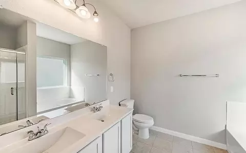 Bath - 13019 Stone Valley Way, Conroe, TX 77303 photo 2 of 7