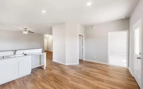 Entry Way - 13019 Stone Valley Way, Conroe, TX 77303 photo 4 of 8