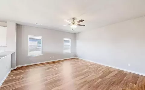 Living - 13019 Stone Valley Way, Conroe, TX 77303 photo 4 of 7