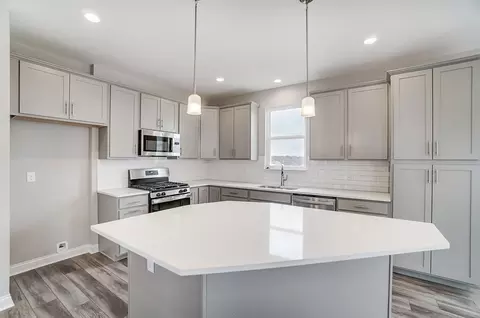 Kitchen - 200 Shyla Ct, Monroe, OH 45050 photo 4 of 4