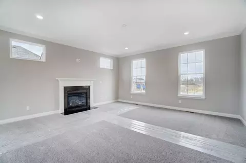 Living - 200 Shyla Ct, Monroe, OH 45050 photo 3 of 4