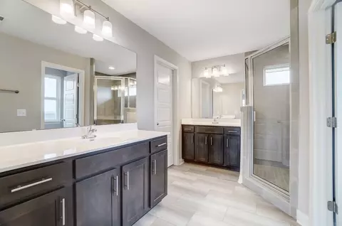 Bath - 200 Shyla Ct, Monroe, OH 45050 photo 1 of 3