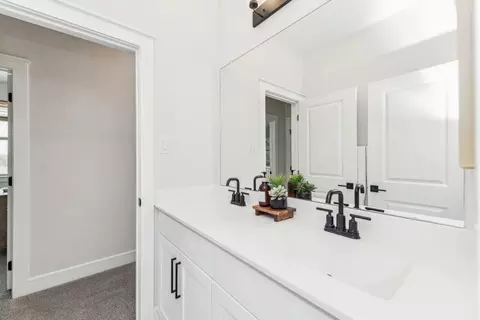 Bath - 11532 Vesper Row, Haslet, TX 76052 photo 4 of 7