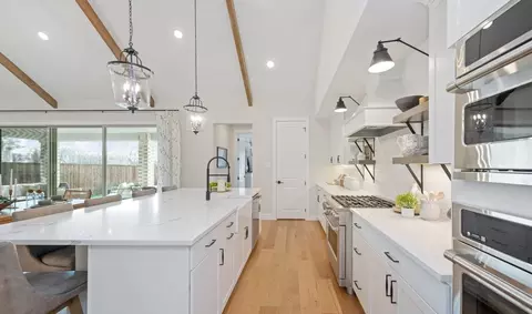 Kitchen - 11532 Vesper Row, Haslet, TX 76052 photo 5 of 6
