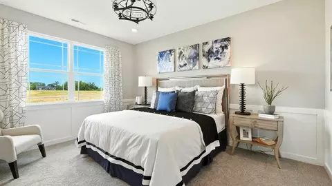 Bedroom - 1138 Winterfield Blvd, Franklin, IN 46131 photo 9 of 12