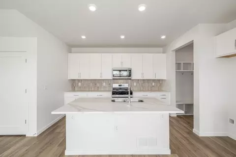 Kitchen - 2652 E 103rd Ave, Thornton, CO 80229 photo 1 of 5